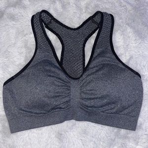 sports bra